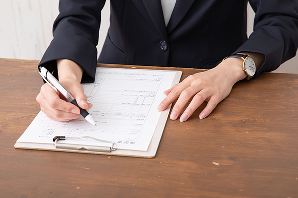 応募・書類選考